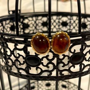 Clip on vintage 90’s earrings